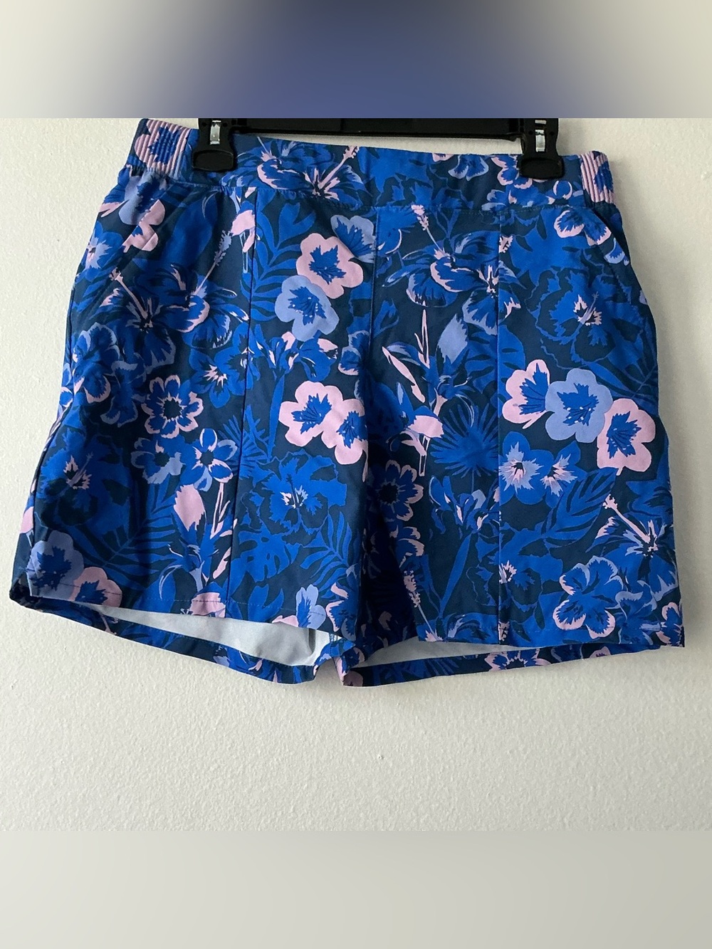 Columbia PFG Floral Elastic Waist Performance Shorts Women's Medium